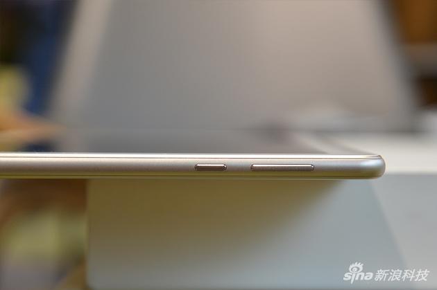 榮耀Waterplay平板音量鍵