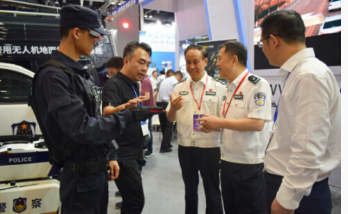 穿戴式單兵無人機作戰系統在鷹眼科技研制成功