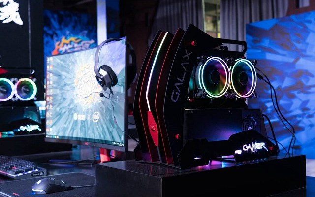 影馳發布旗下首款電競定制游戲主機 售價11999元