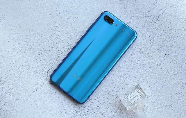 5月最值得買的4款手機推薦 總有一款讓你心動!