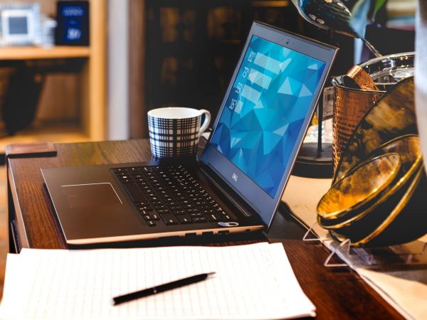 企業(yè)辦公首選:輕薄、高效的八代酷睿戴爾Vostro成就5000