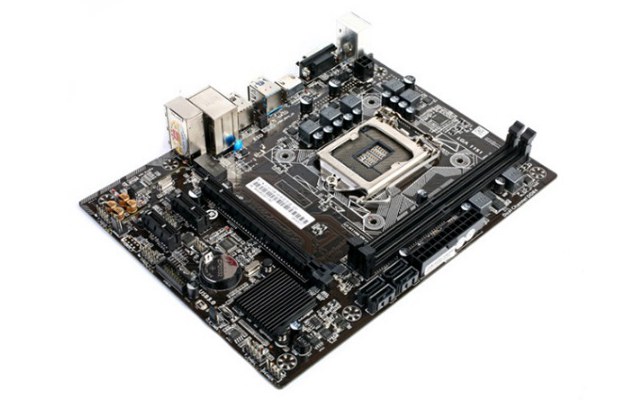 2800元奔騰G4560中等特效放心吃雞配置推薦 性價比爆棚!