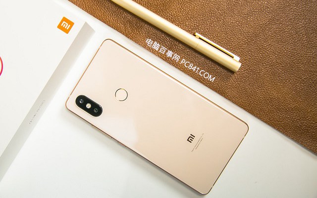 小米6X和小米8 SE哪個好?小米8 SE和6X區別對比