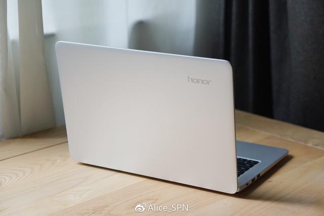 榮耀MagicBook銳龍版評測 時尚辦公娛樂筆記本新選擇
