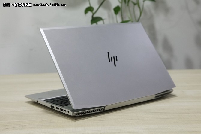 惠普戰99商務本評測:八代酷睿+專業顯卡、輕薄而硬朗