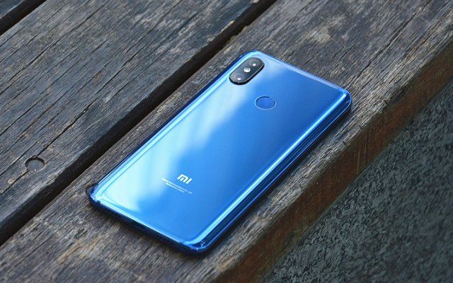 小米8和一加6買哪個好?差價(jià)500小米8對比一加6的區(qū)別