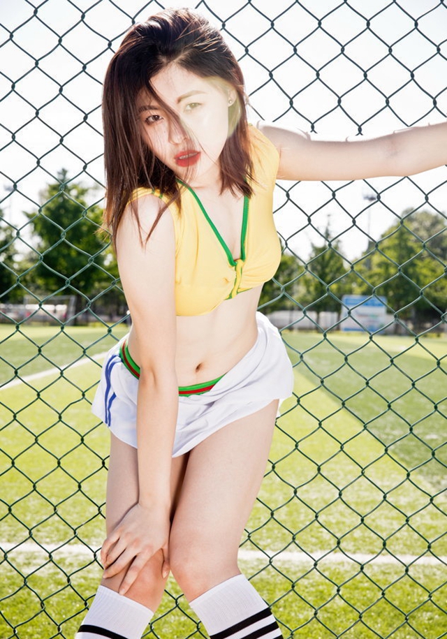 2018世界杯足球寶貝圖片 2018世界杯性感足球美女圖片大全