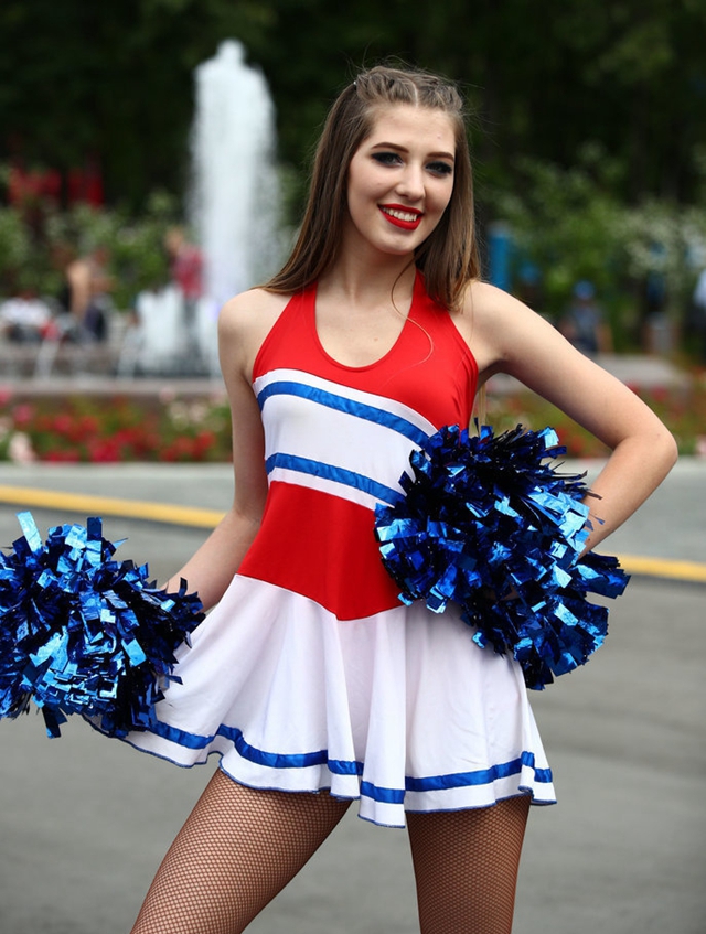 2018世界杯足球?qū)氊悎D片 2018世界杯性感足球美女圖片大全