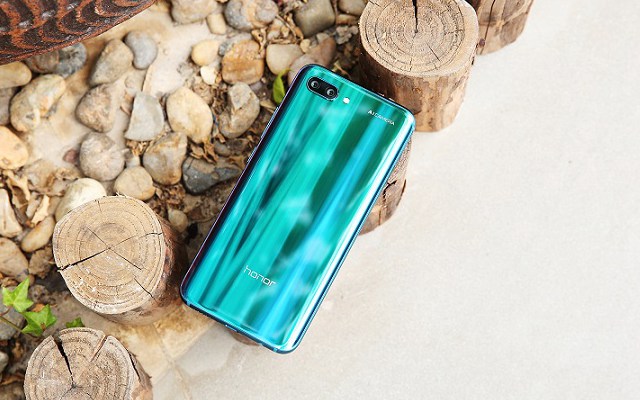 榮耀10 GT版正式發布,榮耀10 GT版和榮耀10的區別?