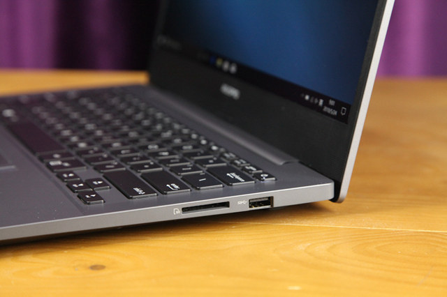 八代酷睿獨顯 華碩PU404商務本開箱圖賞