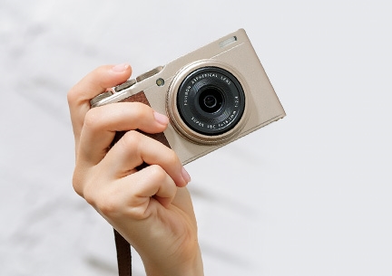 富士發(fā)布XF10便攜相機(jī) 看著更像是臺GR