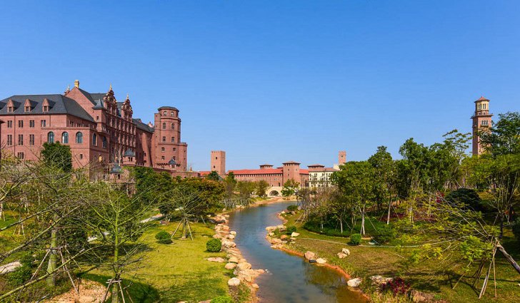 華為歐洲小鎮(zhèn)對(duì)外開放嗎 是不是封閉式的?