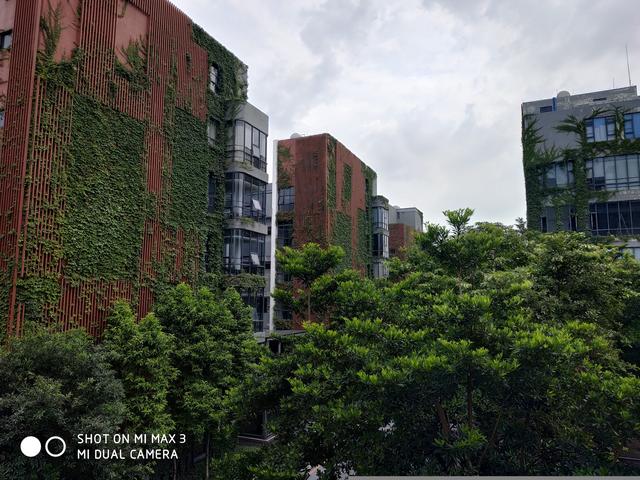 榮耀Note10和小米Max3對(duì)比評(píng)測 巨屏手機(jī)選哪款好?