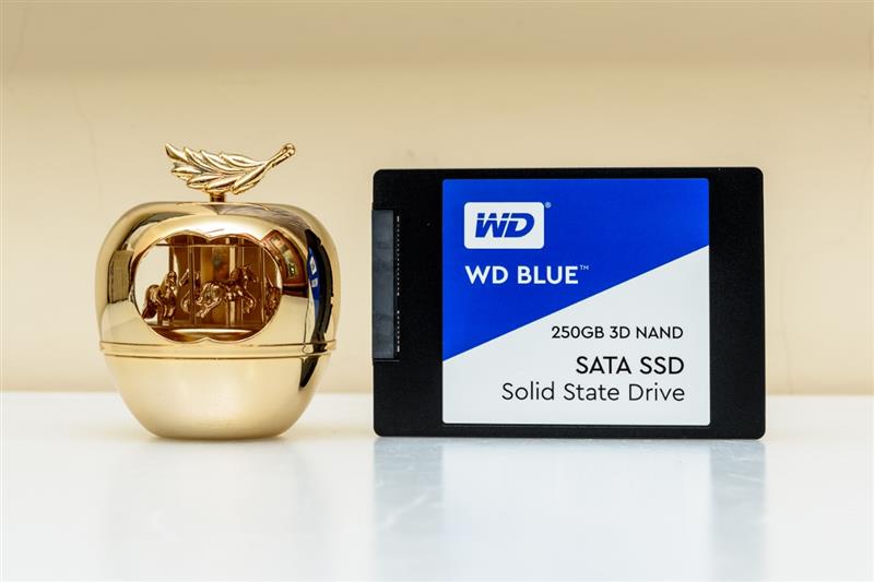 西部數(shù)據(jù)250GB藍(lán)盤固態(tài)硬盤評(píng)測(cè) 告別機(jī)械硬盤時(shí)代
