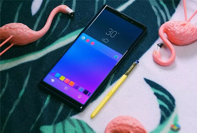 三星Note9液冷散熱驍龍845性能測 三星Note9安兔兔跑分多少？