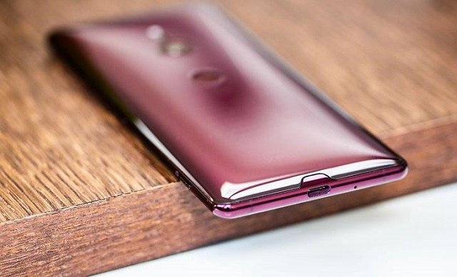 IFA 2018新機:HTC U12 Life和索尼Xperia XZ3發布