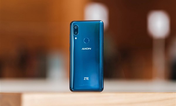 中興AXON 9 Pro發布:劉海全面屏 驍龍845雙攝