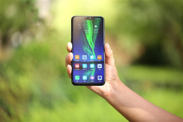 榮耀8X今日正式全網首銷:搭載麒麟710 售價1399元起