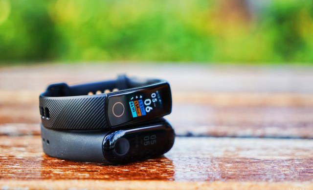 榮耀手環4和小米手環3哪個好?小米手環3和榮耀手環4對比