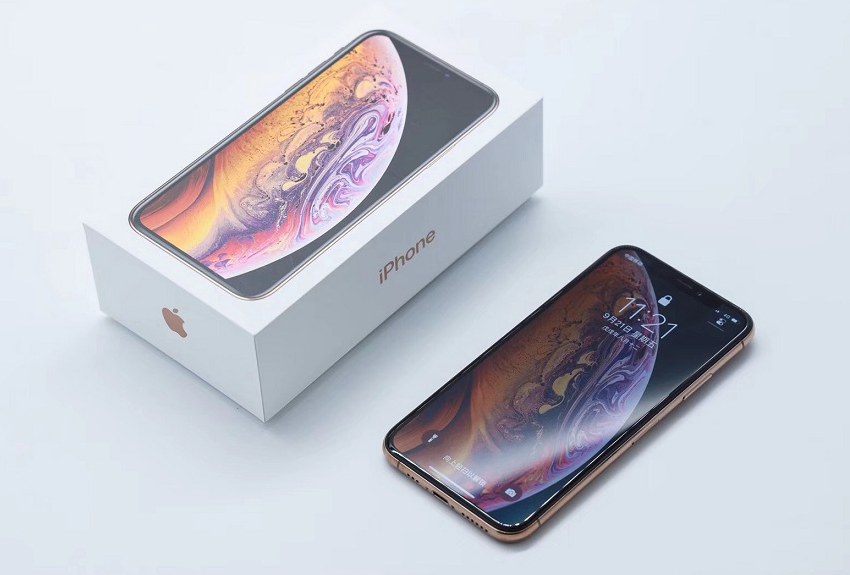 蘋果iPhone XS金色開箱圖賞 X模樣熟悉的味道(3/10)