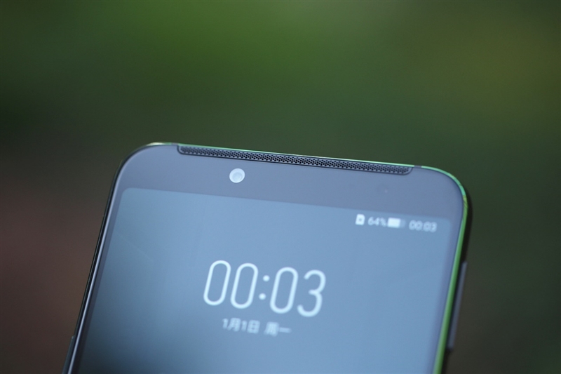 全球首款10GB內存手機!黑鯊游戲手機Helo首發評測:為手游而生