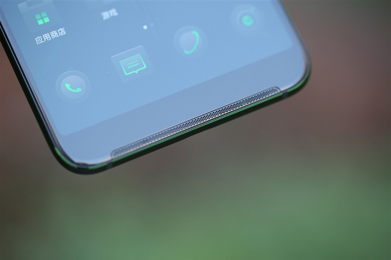 全球首款10GB內存手機!黑鯊游戲手機Helo首發評測:為手游而生