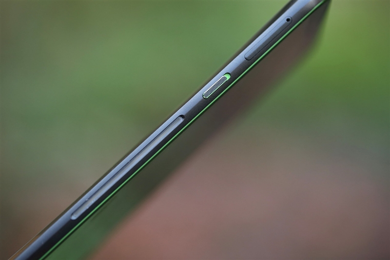 全球首款10GB內存手機!黑鯊游戲手機Helo首發評測:為手游而生