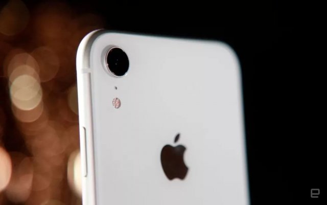 iPhone XR 是全球公認的高性價比 iPhone？我們來看看外媒們怎么說