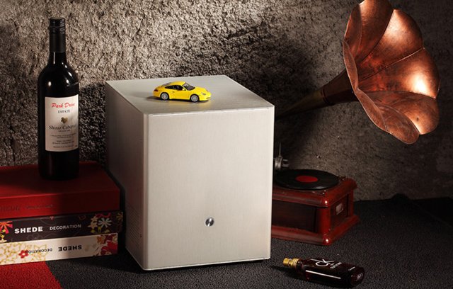 2000元AMD銳龍R3-2200G小巧精致全鋁電腦主機配置推薦