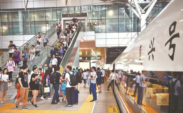 12306火車票官網(wǎng)改版:界面友好清晰,新增掃碼登陸購票更便捷