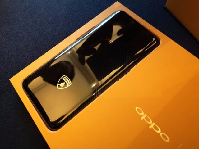 8000元以上的旗艦手機(jī)有哪些?八千元以上旗艦手機(jī)推薦