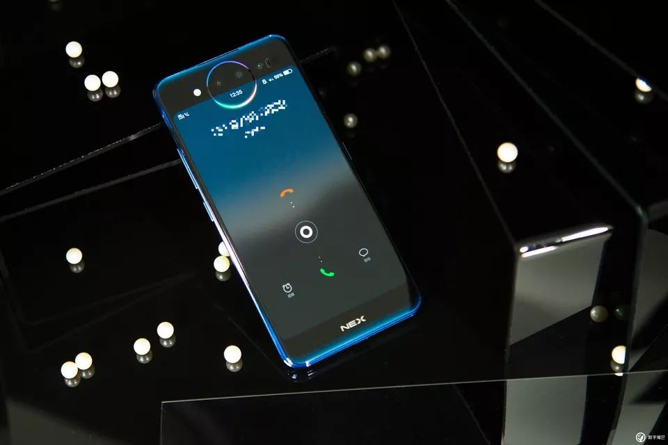 vivo NEX 雙屏版圖賞:既是實力派,也是「雙面派」