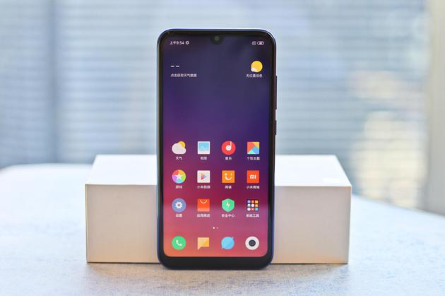 自帶流量的千元機 小米Play體驗評測