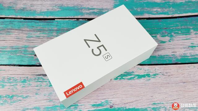 聯(lián)想Z5s開箱圖賞:驍龍 710+微孔水滴屏設(shè)計(jì)+后置三攝