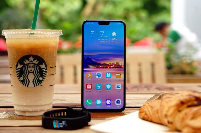 1500元手機哪個好？最適合學生黨入手的四款1500元手機推薦