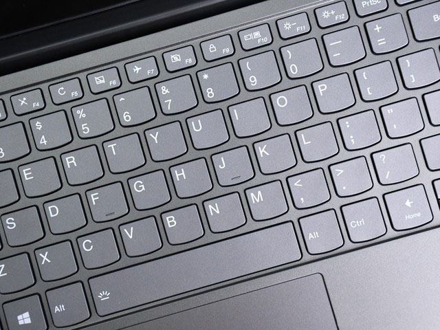 聯想小新Air 13的頂配版評測:主打超輕薄設計 性能表現出色