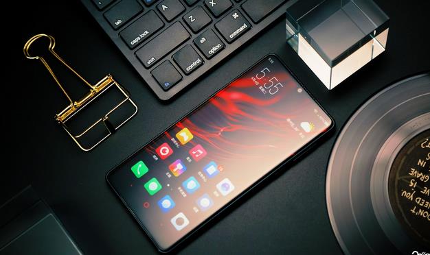 2500元左右入手哪個好?2500元檔最值得入手的熱門手機推薦