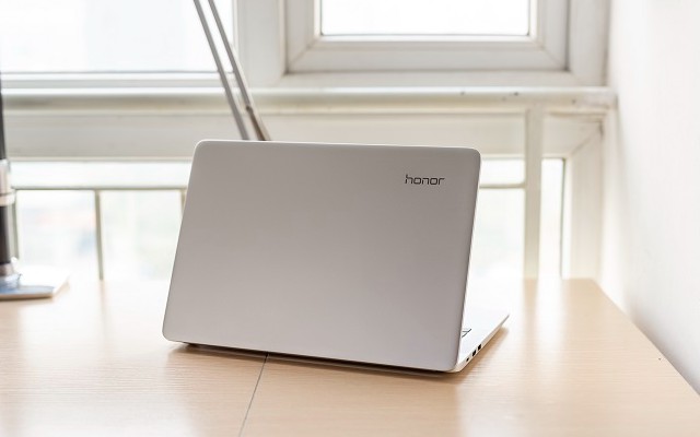 8款3500到萬(wàn)元筆記本電腦推薦 2018從入門到高端筆記本推薦