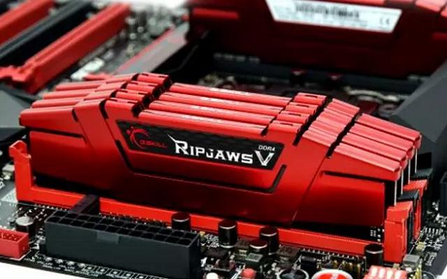 閃存芯片價(jià)格暴跌30% 買(mǎi)<a href=/pc/ target=_blank class=infotextkey>電腦</a>內(nèi)存的建議再等等