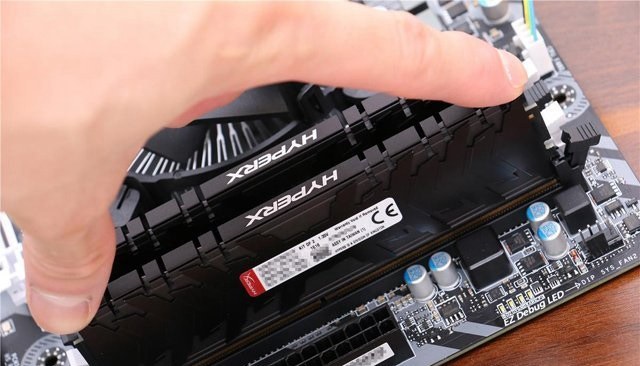 顯示器黑屏無信號 但電腦一直在運行的原因和解決辦法