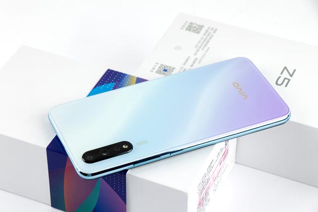 vivo Z5正式開售,1500元到2000元價位段擁有極強的競爭力