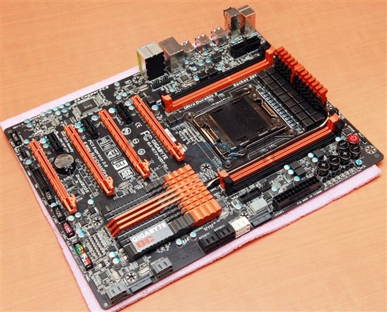 華碩主板和技嘉主板哪個(gè)好？看完你就不糾結(jié)了