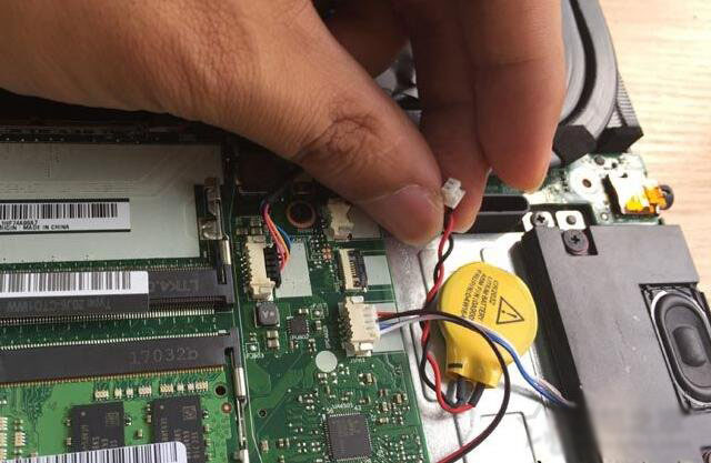 筆記本主板cmos電池怎么放電?筆記本主板電池放電圖解教程